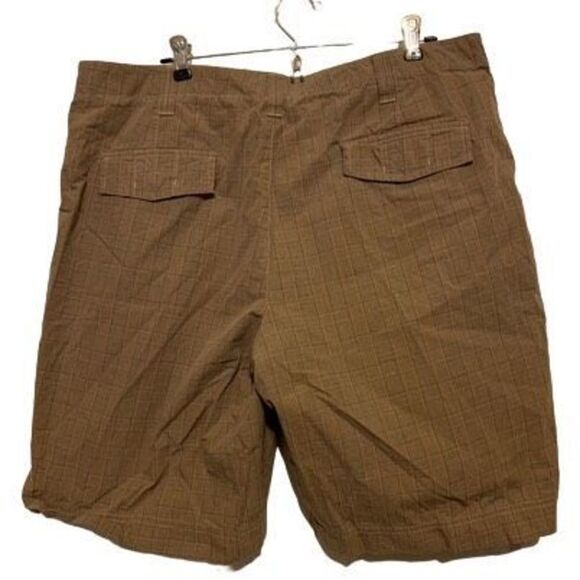 Eddie Bauer Size 38 Brown Checked Chino Shorts - Picture 1 of 4